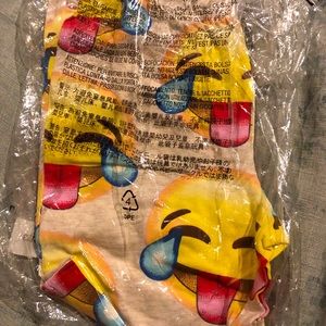 NWT Gap emoji leggings